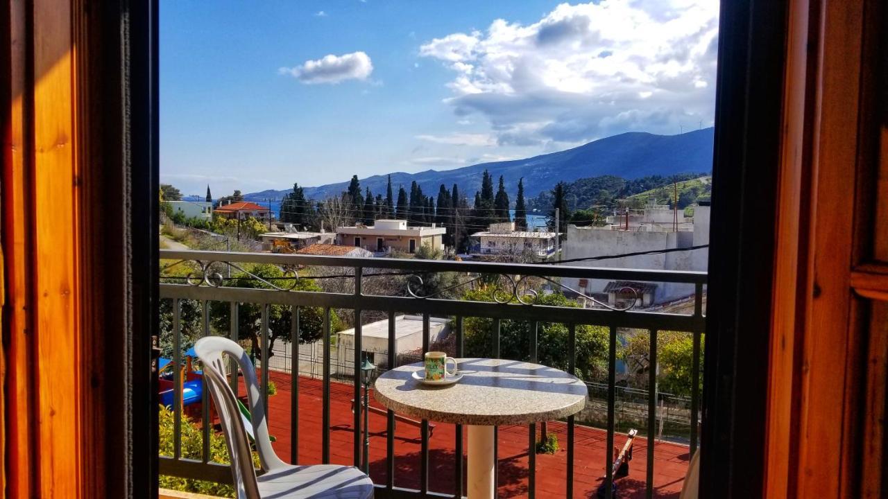 Valerie'S House Poros Town Exterior foto