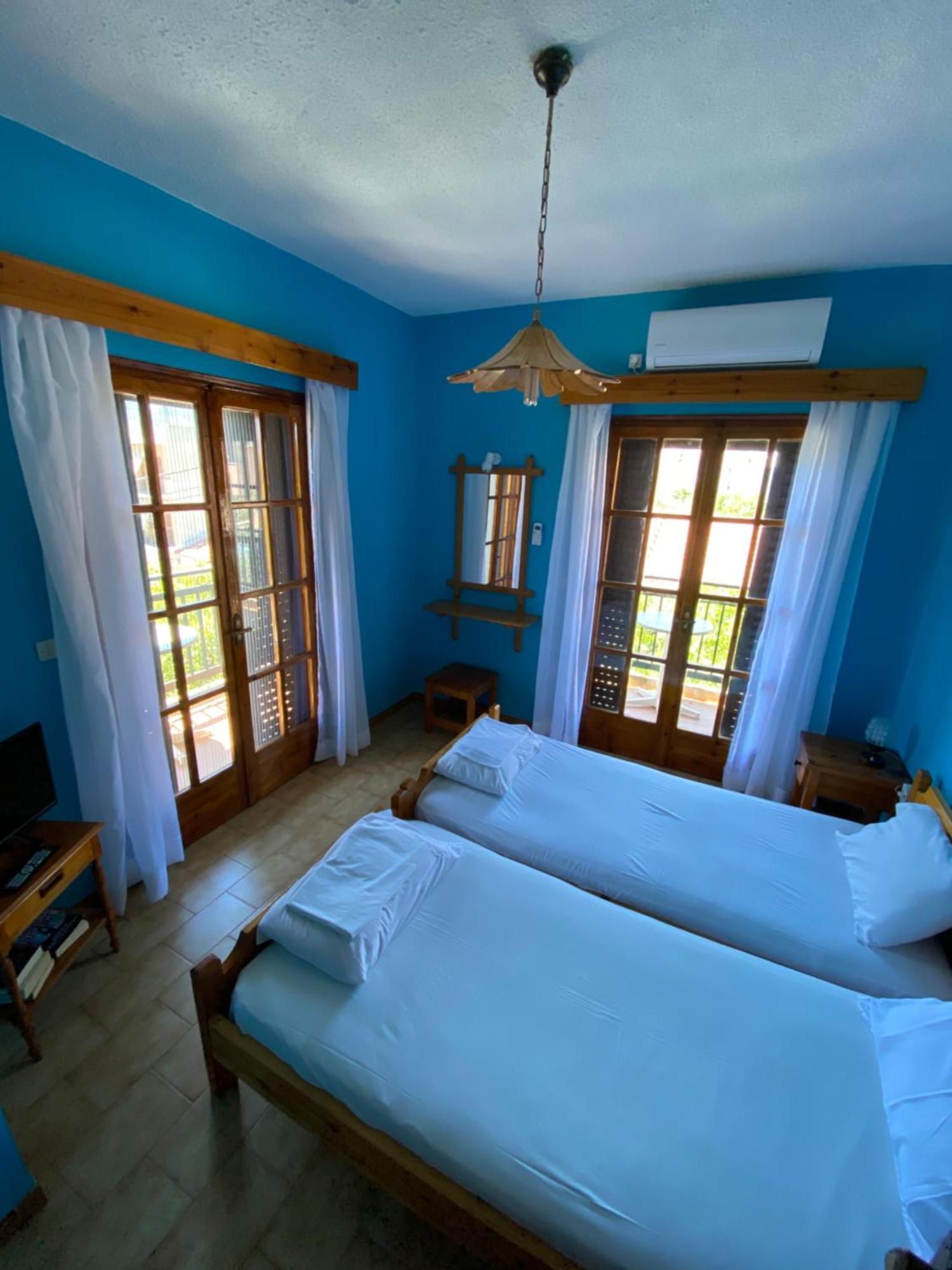 Valerie'S House Poros Town Exterior foto